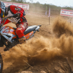 Teciomar Abila revela os cuidados essenciais para garantir desempenho e proteção em provas off-road.